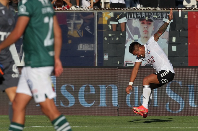 Colo Colo abusa de Wanderers, recupera la cima y se prueba la corona ...