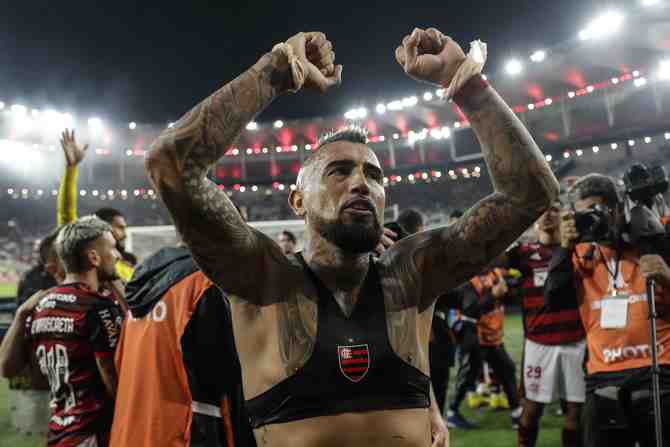 Vidal se acerca a su sueño: Flamengo ya está en la semifinal de la Libertadores