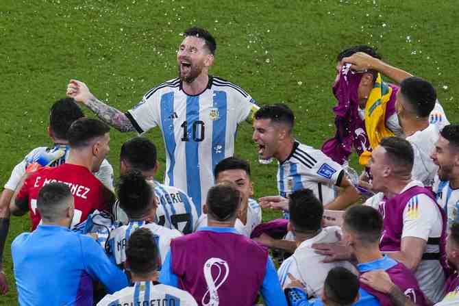 Con Messi en lo más alto, Argentina va ahora por el equipo de Van Gaal