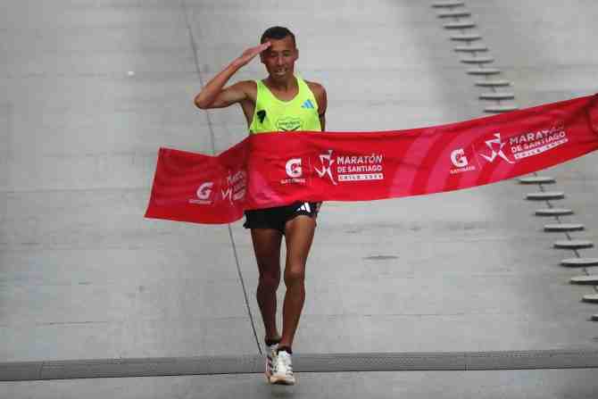 El Maratón de Santiago tuvo nuevo récord y mucha emoción