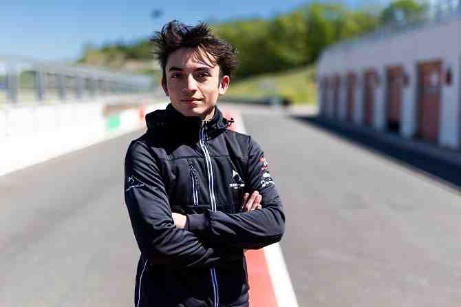 Nicolás Pino probará autos de la Fórmula E