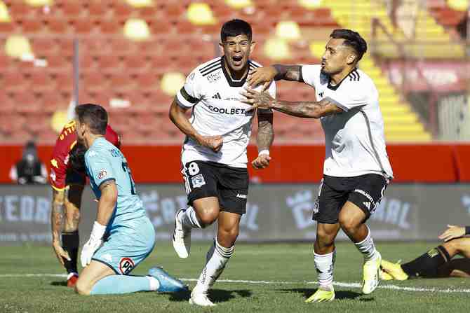 Los mejores del año: Esteban Pavez se impone en un selectivo dominado por albos y azules