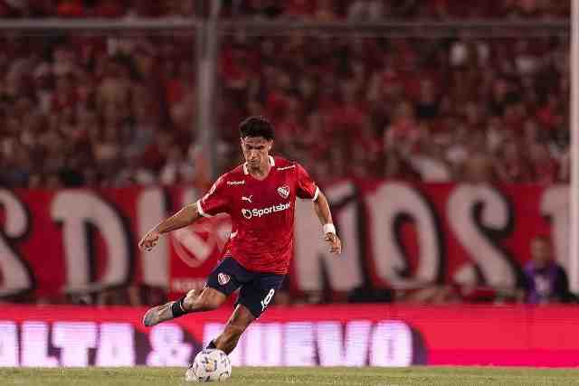 Pablo Galdames, futbolista de Independiente: “Vine acá con un sueño: ganar títulos y volver a la selección chilena”