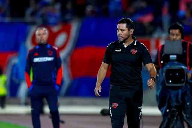 Francisco Arrué, entrenador de Ñublense: “Cuando uno genera un vínculo con el jugador, eso después trae buenos resultados”