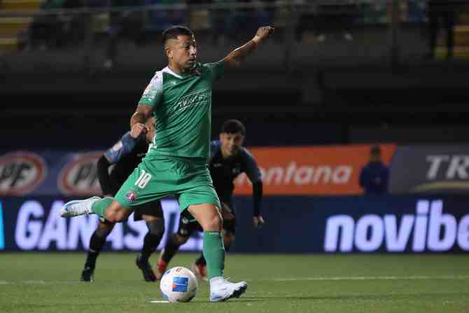 Leonardo Valencia: “Quiero cumplir mis 100 goles con Audax”