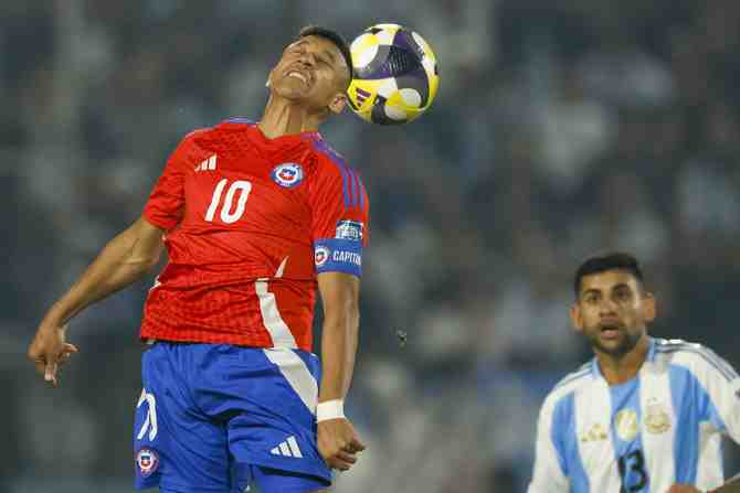 La Roja sufre un arañazo fatal y se apaga sin retorno
