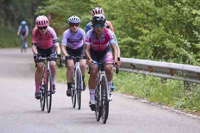 Catalina Soto vuelve a flamear la bandera chilena en el Tour de Francia