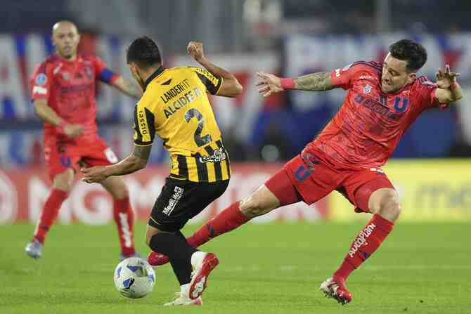 La U pone la mira en Independiente, un gigante que asusta por su historia