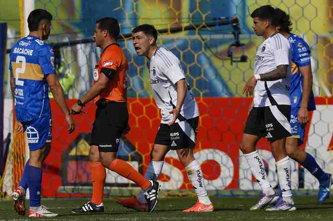 En la UC consideraron “muy inoportuna” la visita de los árbitros a Colo Colo y declinaron reunirse con Tobar