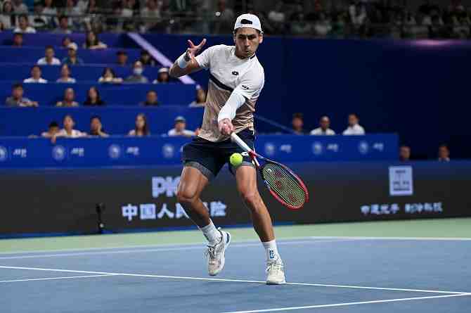 Alejandro Tabilo sigue imparable y llegó a 13 victorias en Asia