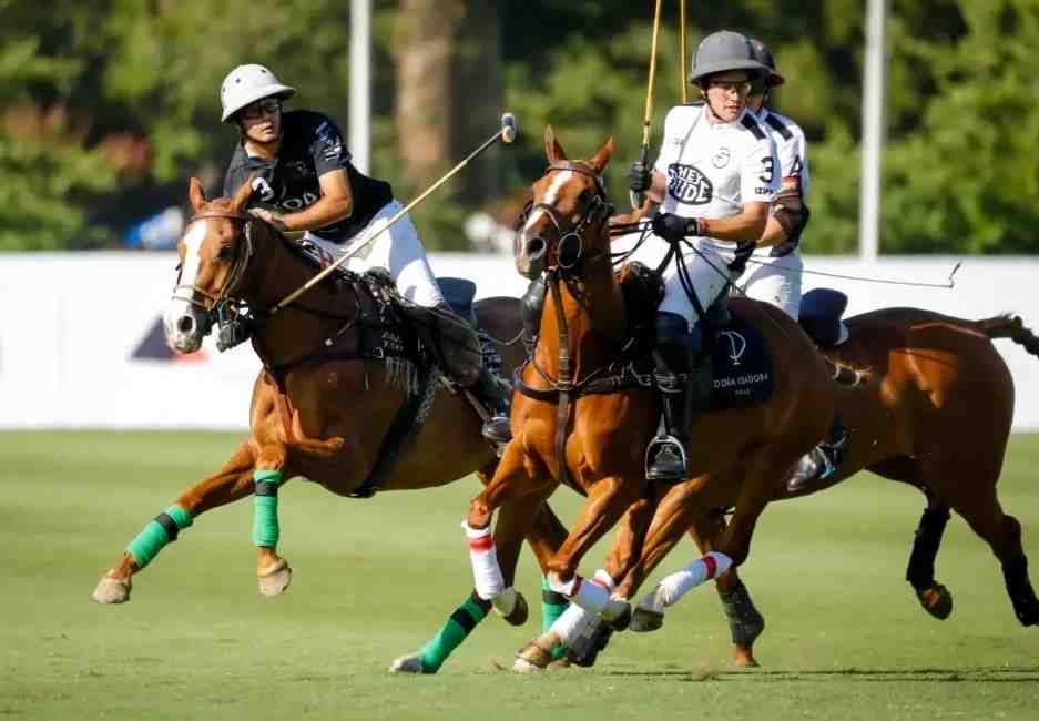 Dos jugadores de nueve goles engalanan el Abierto de Chile de Polo