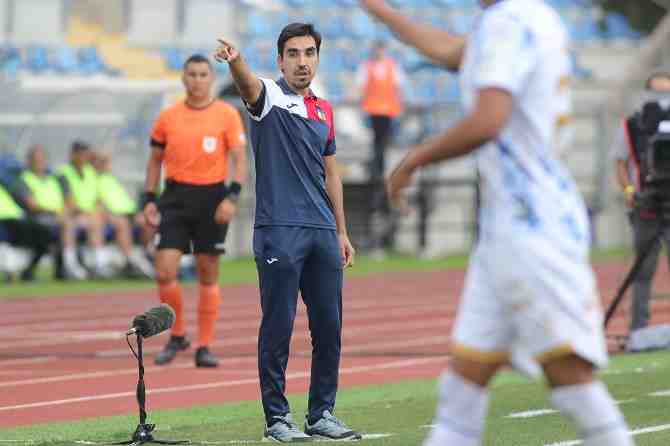 Meneghini y Anselmi lideran la carrera para reemplazar a Álvarez en la U
