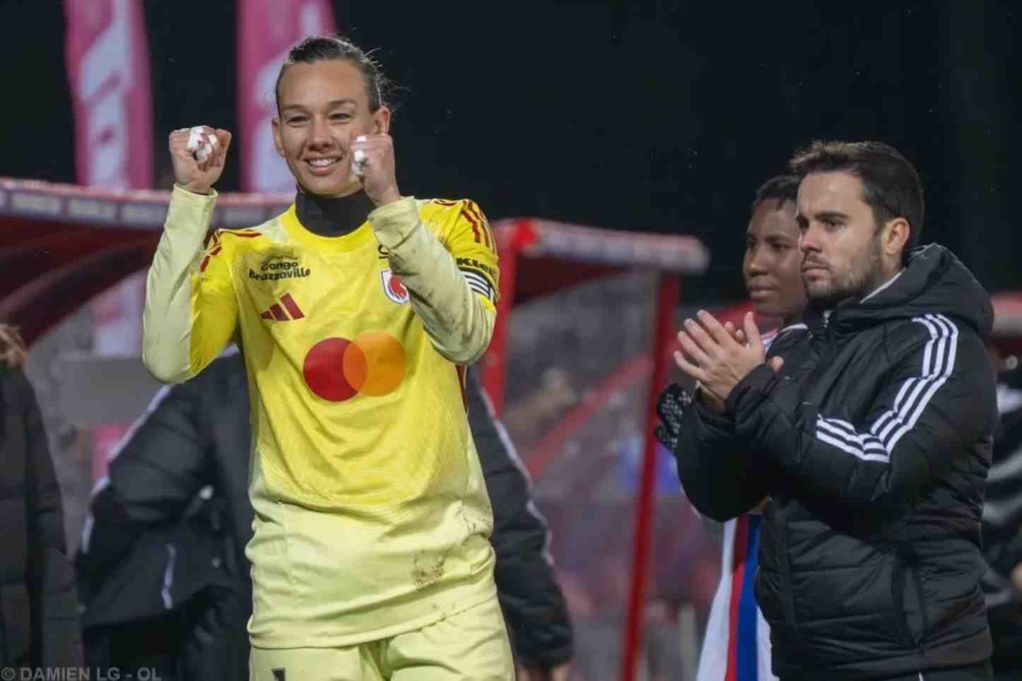 Endler y el OL Lyonnes logran el boleto directo a cuartos de la Champions