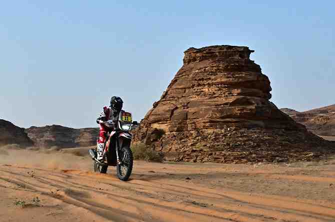 Los chilenos pasan problemas antes de entrar a la decisiva etapa maratón en el Dakar