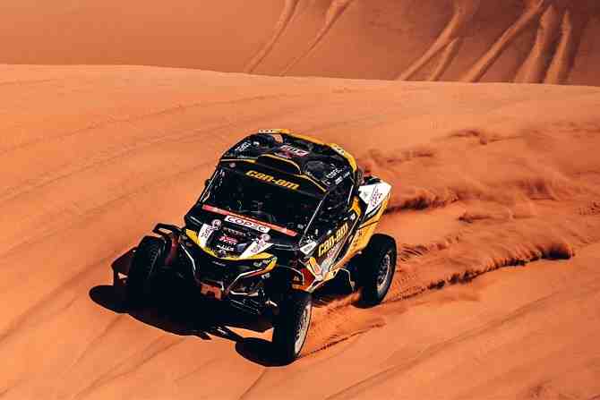 “Chaleco” López siempre tiene un as bajo la manga