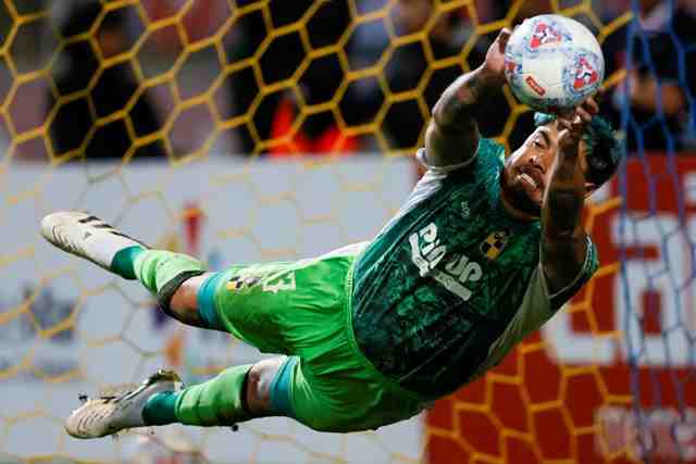 La última “locura” de Diego Sánchez divide al gremio de porteros