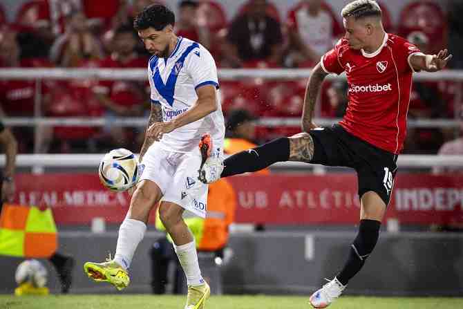 La pausa de Diego Valdés se impone en el barullo del fútbol argentino