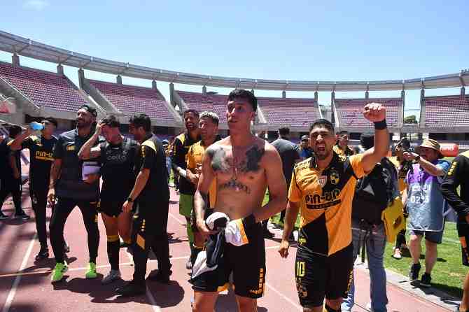 Coquimbo se queda con un clásico caliente