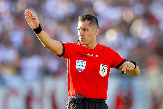 El árbitro chileno Cristian Garay dirigirá el sábado en Arabia Saudita: “Estoy tranquilo”