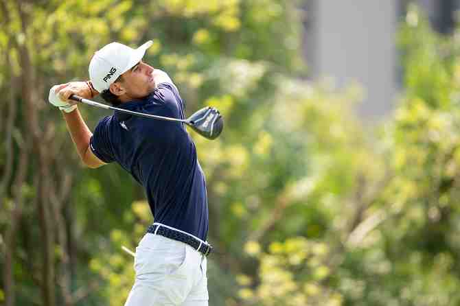 Niemann juega bien pero un error lo saca de la pelea en el LIV de Sudáfrica