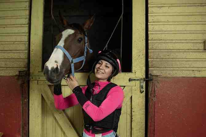 Leslie González, la única jocketa en Chile: “Muchos me dicen ‘no tienes fuerza’ o ‘no vas a ganar’”