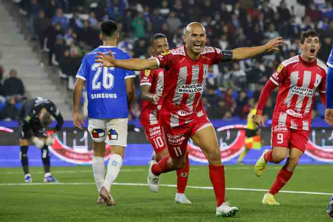 U. Católica se abruma antes del clásico y pierde la opción de trepar a la cima