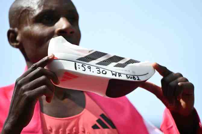 Las claves del asombroso registro “sub-2” del maratonista Sabastian Sawe