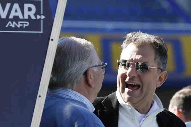 Mosa logró el control total de Colo Colo e integró a Nicolás Monckeberg y Jaime Pizarro al directorio