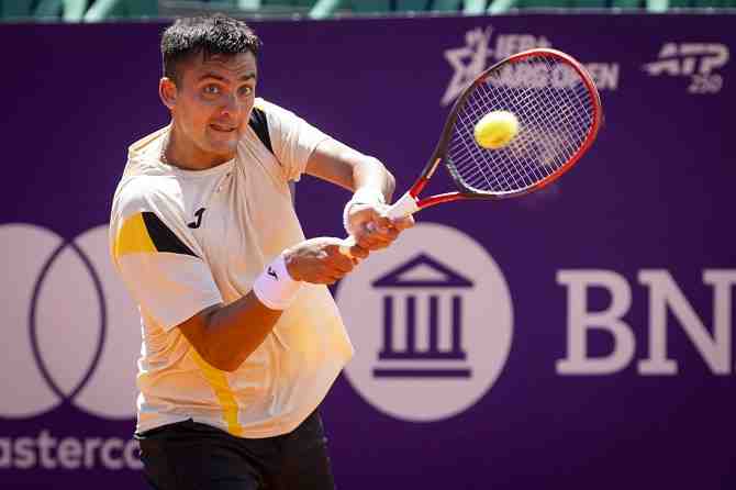 Tomás Barrios marca un hito y avanza en Roland Garros
