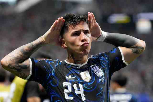 Argentina defiende su corona con la grandeza de un campeón mundial