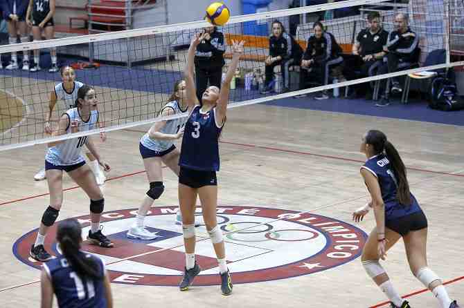 Chile abre sus puertas al mundo gracias al vóleibol