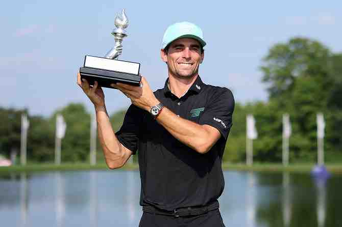 Niemann cierra a lo grande y de nuevo es campeón