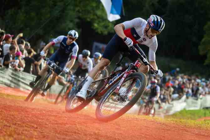Amargo cuarto puesto para Martín Vidaurre en el Mundial de mountainbike en Italia